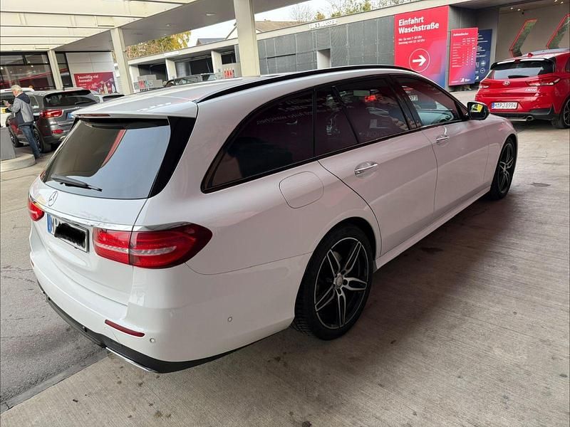 Gebraucht Mercedes E350 AMG 286 PS (210 kW) 2019 Weiß Kombi