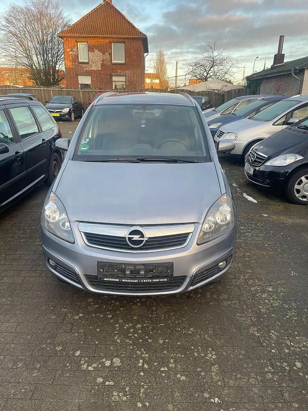 Gebraucht Opel Zafira 101 PS (74 kW) 2007 Grau Van / Kleinbus