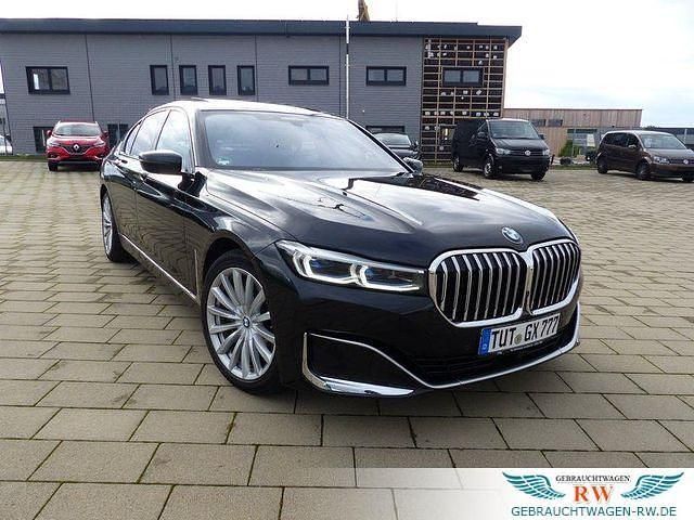 Schwarz Gebraucht 2021 BMW 740 Executive Limousine | 62.900 € - Bild 1/4
