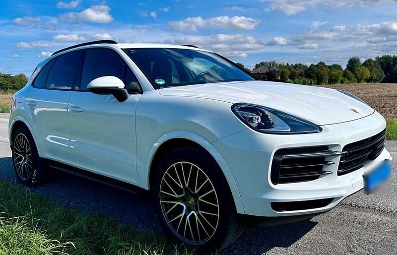 Second-hand Porsche Cayenne 340 CP (250 kW) 2020 Alb SUV