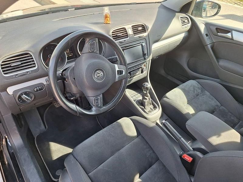 Gebraucht VW Golf VI Highline 122 PS (89 kW) 2011 Schwarz Kleinwagen