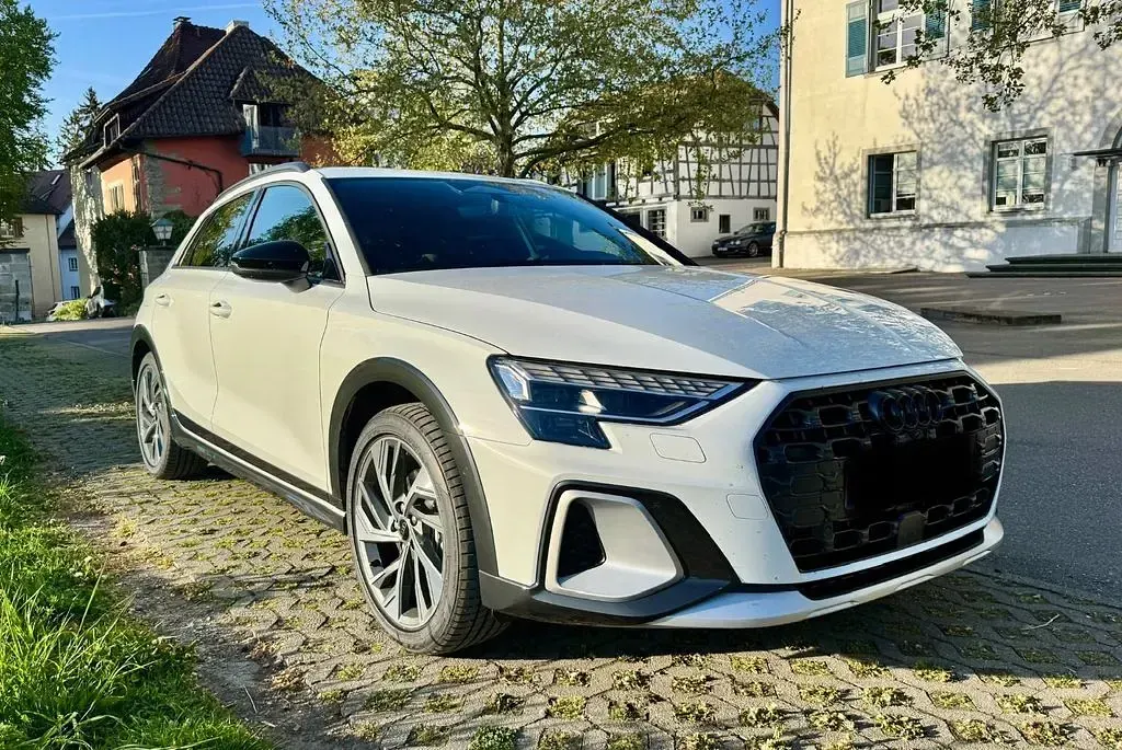 Neu Audi A3 Ambiente 204 PS (150 kW) 2026 Weiß Limousine