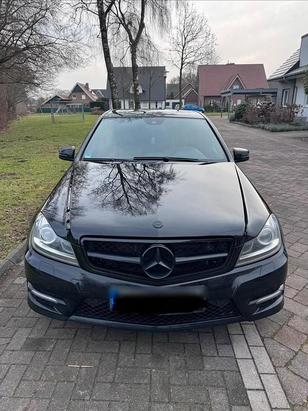 Gebraucht Mercedes C200 AMG line 184 PS (135 kW) 2012 Schwarz Limousine
