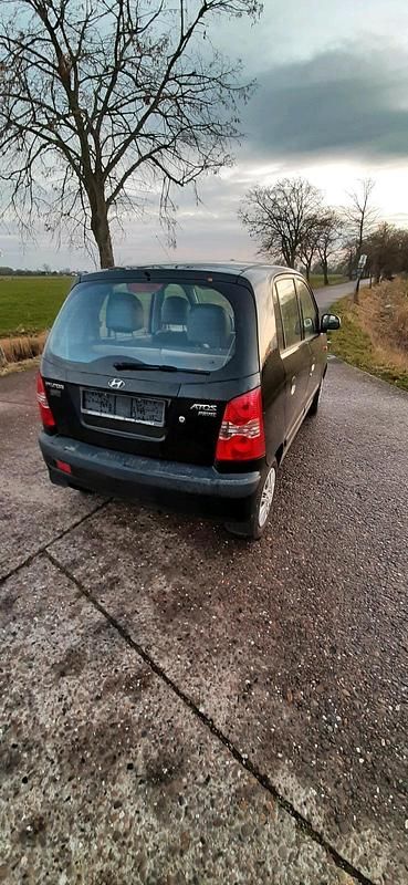 Gebraucht Hyundai Atos 63 PS (46 kW) 2007 Schwarz Kleinwagen