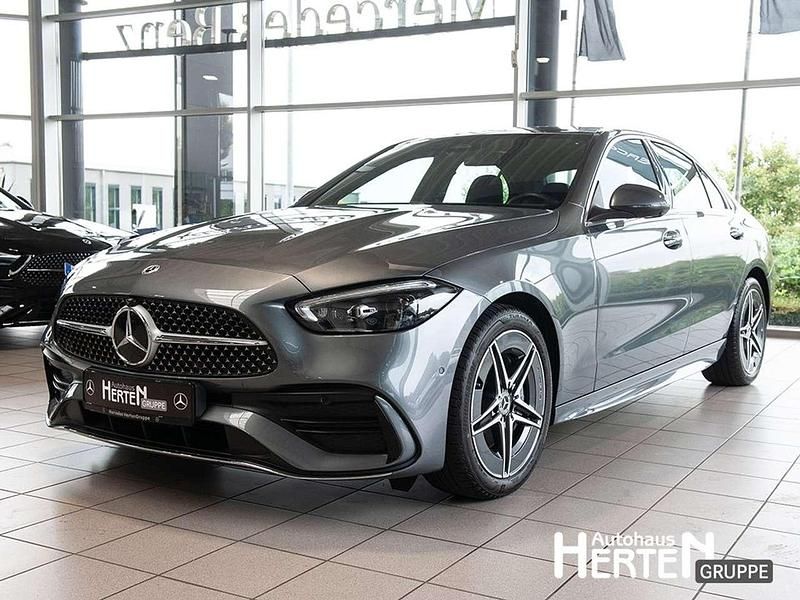 Lack selenitgrau Gebraucht 2024 Mercedes C300 AMG Limousine | 45.900 € (Fairer Preis) - Bild 1/4