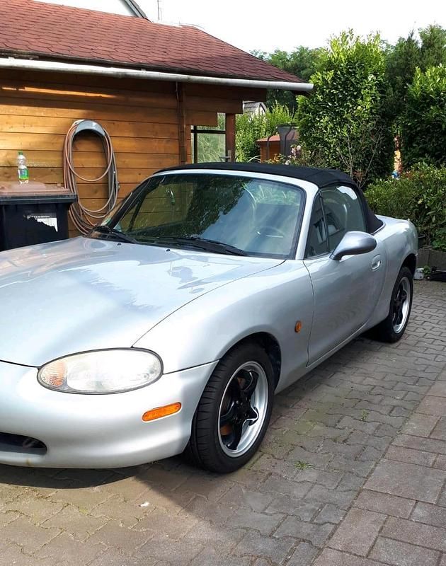 Gebraucht Mazda MX5 110 PS (80 kW) 1998 Silber Cabrio