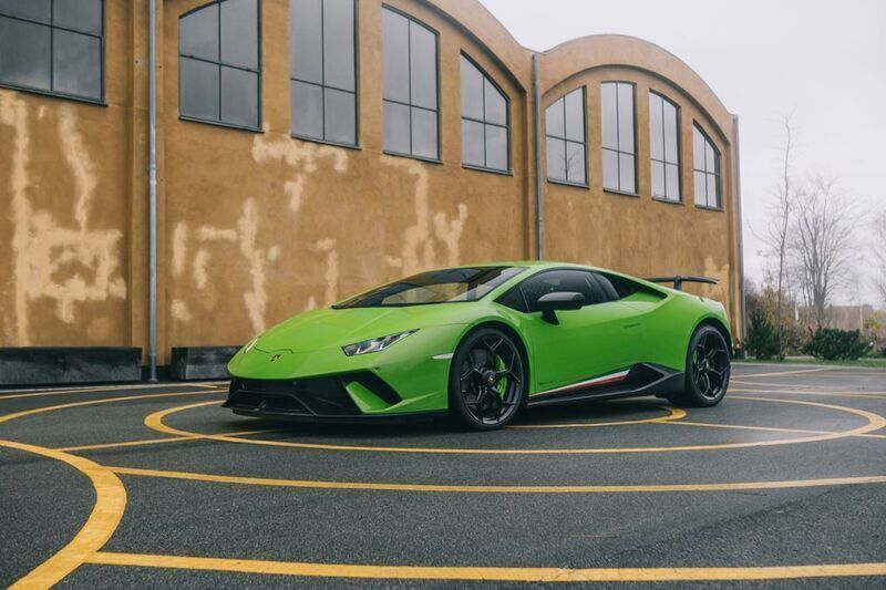 Grün Gebraucht 2019 Lamborghini Huracán | 299.679 € (Fairer Preis) - Bild 1/4