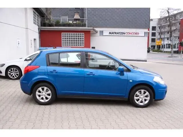 Gebraucht Nissan Tiida Acenta 110 PS (80 kW) 2008 Blau Limousine