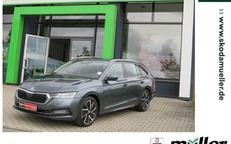 Grau Gebraucht 2021 Skoda Octavia Style Kombi | 23.390 € (Fairer Preis) - Bild 1/4