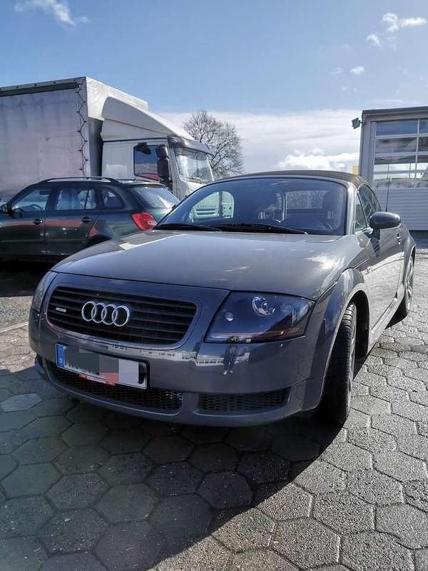 Grau Gebraucht 2000 Audi TT Roadster Cabrio | 9.899 € - Bild 1/2