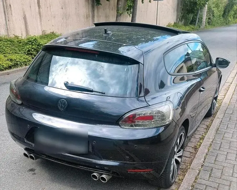 Używany VW Scirocco Edition 122 KM (89 kW) 2011 Czarny Coupe