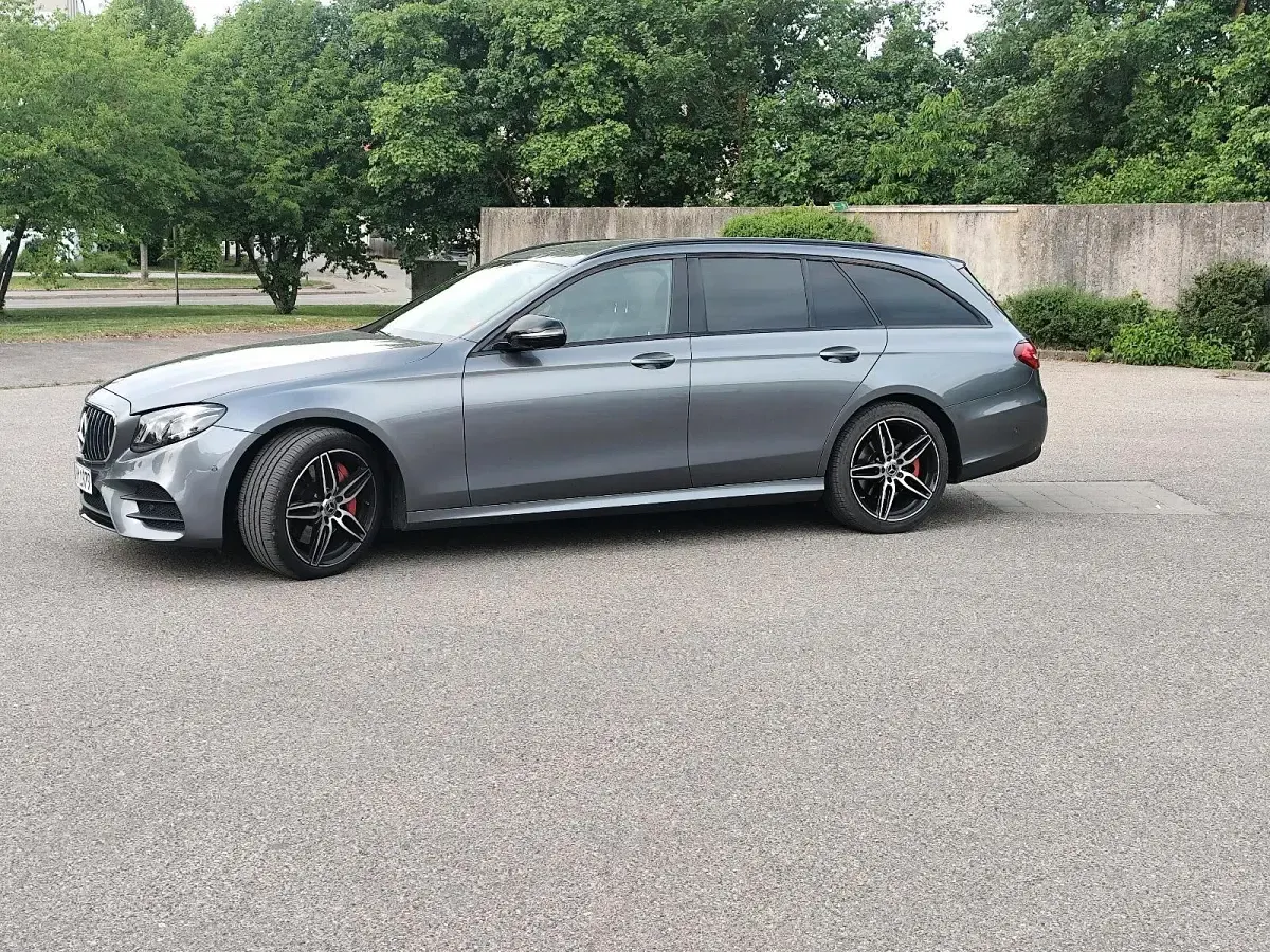 Gebraucht Mercedes E400 340 PS (250 kW) 2019 Grau Kombi