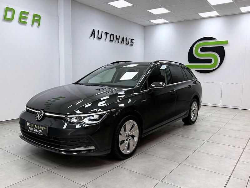 Gebraucht VW Golf VIII Style 150 PS (110 kW) 2023 Grau Kombi