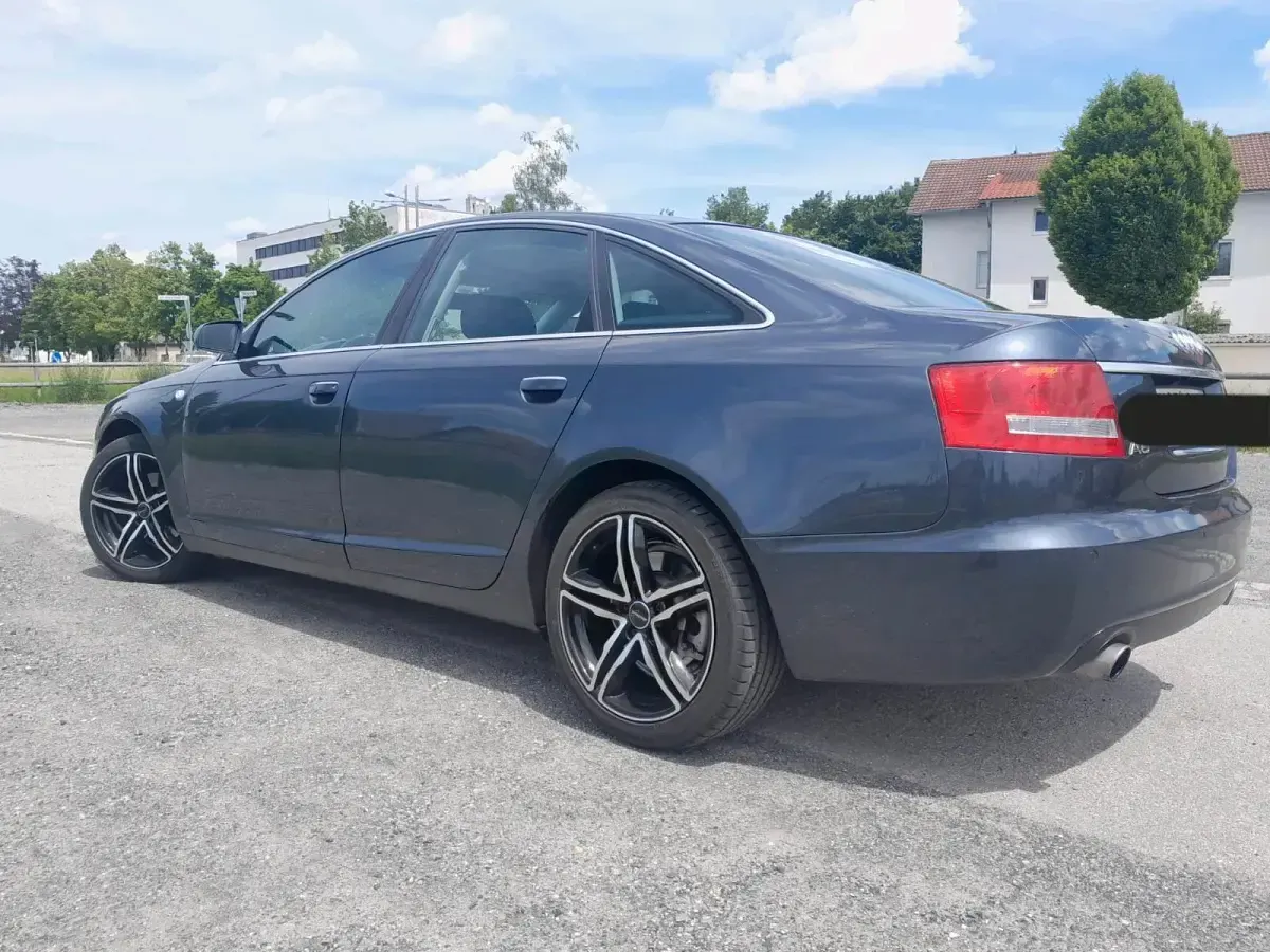 Gebraucht Audi A6 177 PS (130 kW) 2005 Grau Limousine