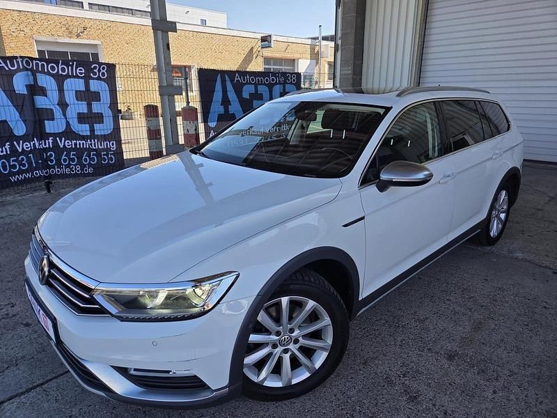 Gebraucht VW Passat Alltrack 190 PS (139 kW) 2016 Weiß Kombi