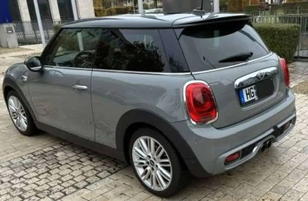Gebraucht Mini Cooper S Sport 192 PS (141 kW) 2015 Grau Kleinwagen