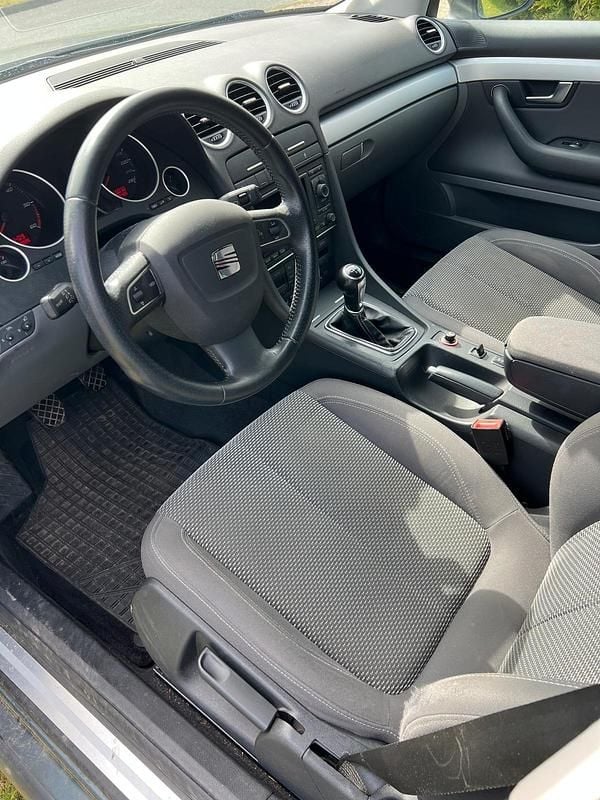 Gebraucht Seat Exeo Style 143 PS (105 kW) 2012 Grau Kombi