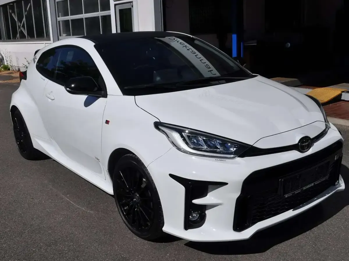Gebraucht Toyota Yaris 261 PS (191 kW) 2022 Weiß Kleinwagen