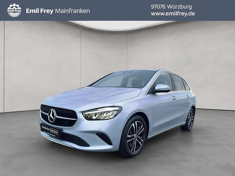 Hightechsilber metallic Gebraucht 2025 Mercedes B180 Advanced Van / Kleinbus | 29.450 € (Superpreis) - Bild 1/4