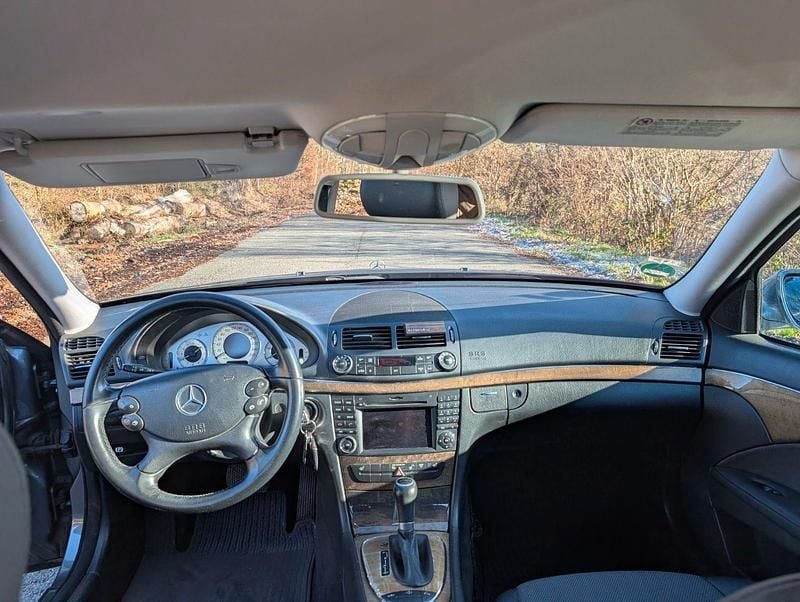 Gebraucht Mercedes E280 190 PS (139 kW) 2008 Grau Kombi