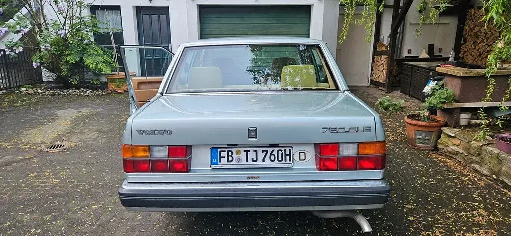 Gebraucht Volvo 760 141 PS (103 kW) 1988 Grün Limousine
