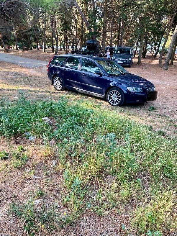 Blau Gebraucht 2006 Volvo V50 Kombi | 850 € (Superpreis) - Bild 1/4