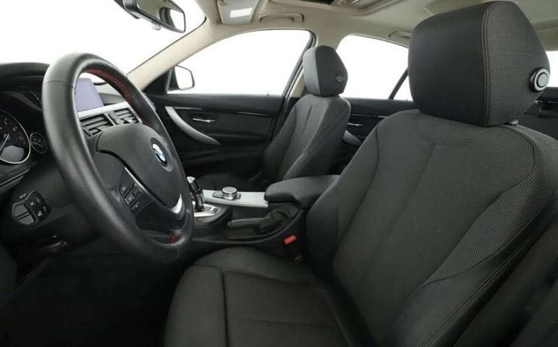 Gebraucht BMW 330e Performance 252 PS (185 kW) 2017 Andere farben Limousine