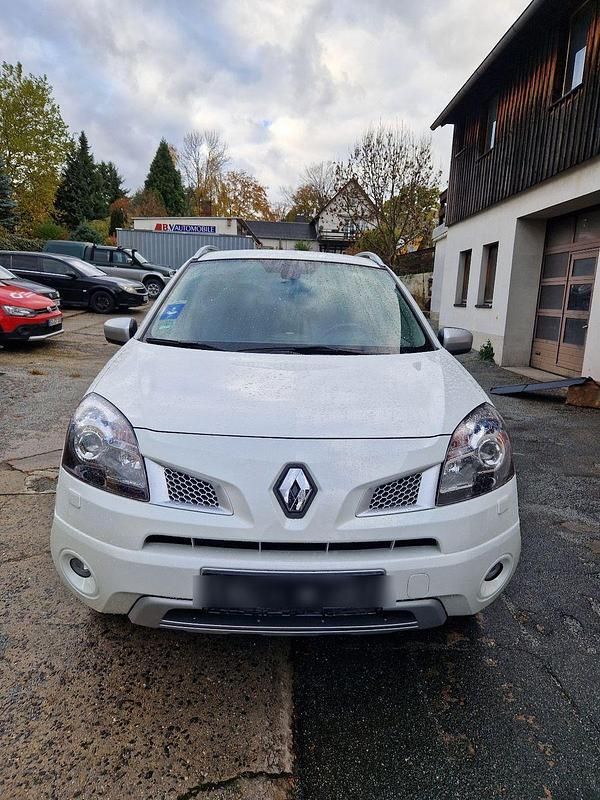 Gebraucht Renault Koleos Bose Edition 150 PS (110 kW) 2011 Weiß SUV