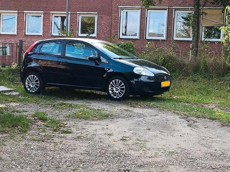 Gebraucht 2009 Fiat Punto Active Kleinwagen | 1.950 € (Fairer Preis) - Bild 1/4