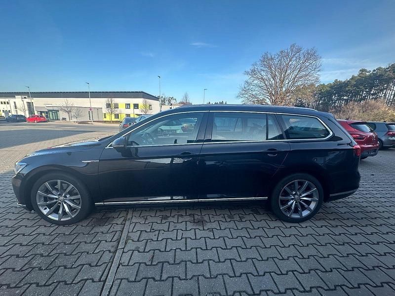 Gebraucht VW Passat 239 PS (175 kW) 2016 Schwarz Kombi