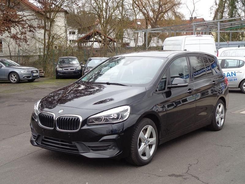 Gebraucht BMW 218 Gran Tourer Sport Line 150 PS (110 kW) 2022 Schwarz Van / Kleinbus