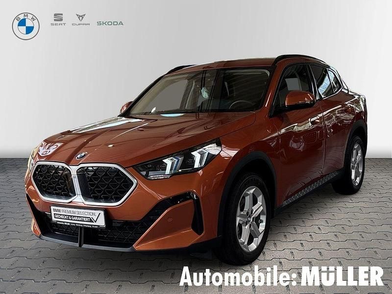 Orange Gebraucht 2024 BMW X2 Performance SUV | 39.850 € (Fairer Preis) - Bild 1/4