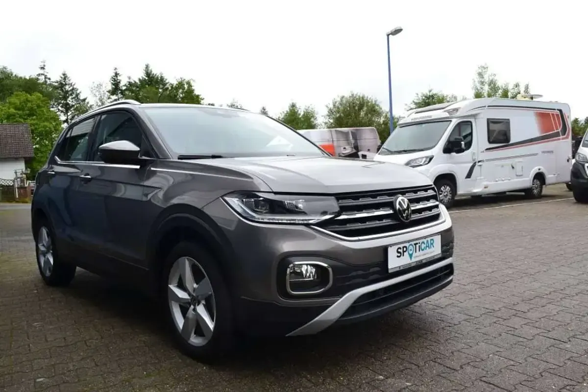 Gebraucht VW T-Cross 110 PS (80 kW) 2021 Limestone grey metallic SUV