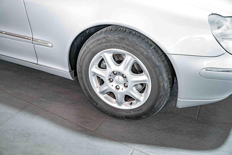 Gebraucht Mercedes S320 197 PS (144 kW) 2000 Silber Limousine