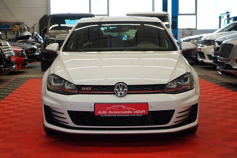 Gebraucht VW Golf VII GTI 230 PS (169 kW) 2016 Pure white Limousine