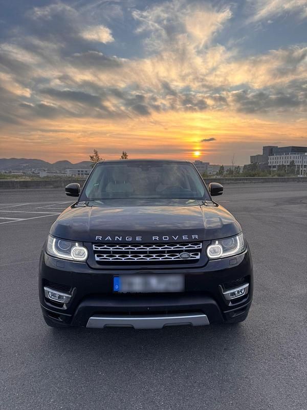 Schwarz Gebraucht 2017 Land Rover Range Rover Sport SUV | 24.999 € (Superpreis) - Bild 1/4