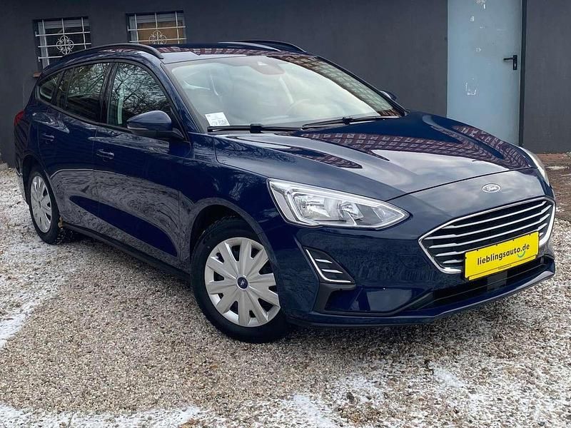 Gebraucht Ford Focus Trend 125 PS (91 kW) 2018 Blau Kombi