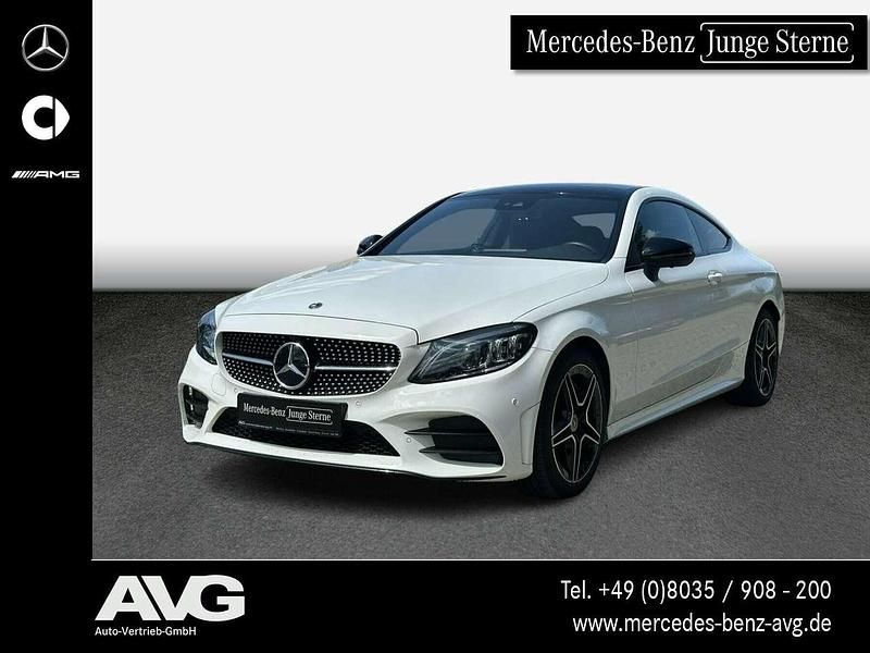 Weiß Gebraucht 2021 Mercedes C300 AMG Coupé | 40.800 € (Fairer Preis) - Bild 1/4