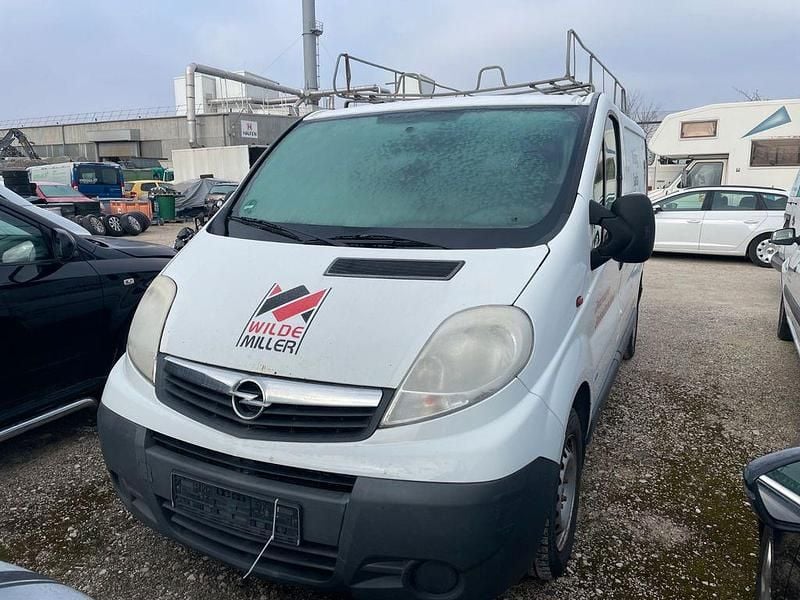 Gebraucht Opel Vivaro 114 PS (83 kW) 2007 Weiß Van / Kleinbus