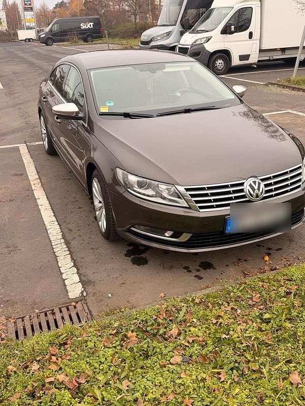 Gebraucht VW Passat 140 PS (102 kW) 2012 Braun Limousine