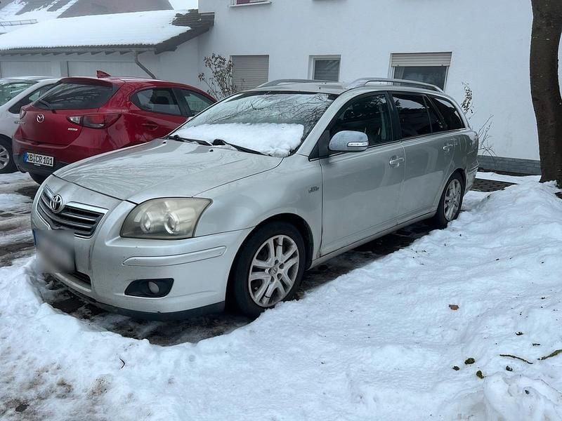 Gebraucht Toyota Avensis 177 PS (130 kW) 2008 Silber Kombi