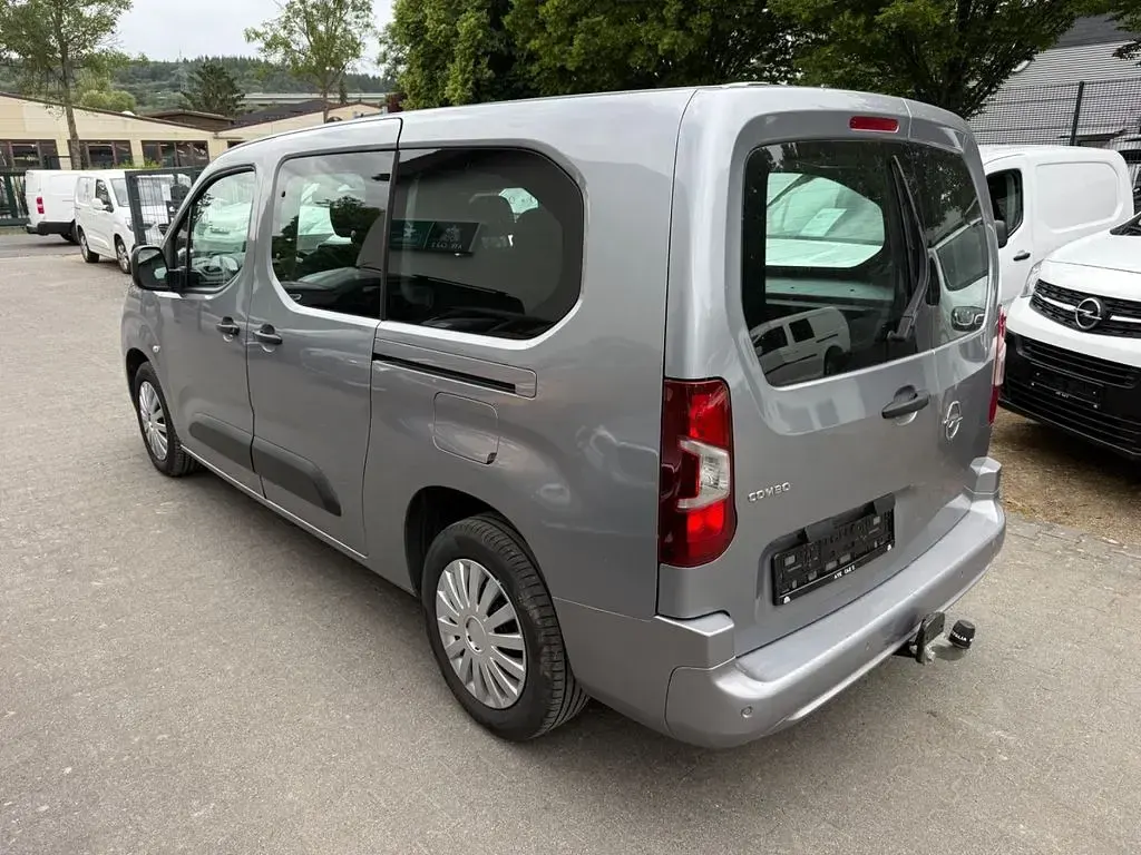 Gebraucht Opel Combo 131 PS (96 kW) 2020 Grau Van / Kleinbus