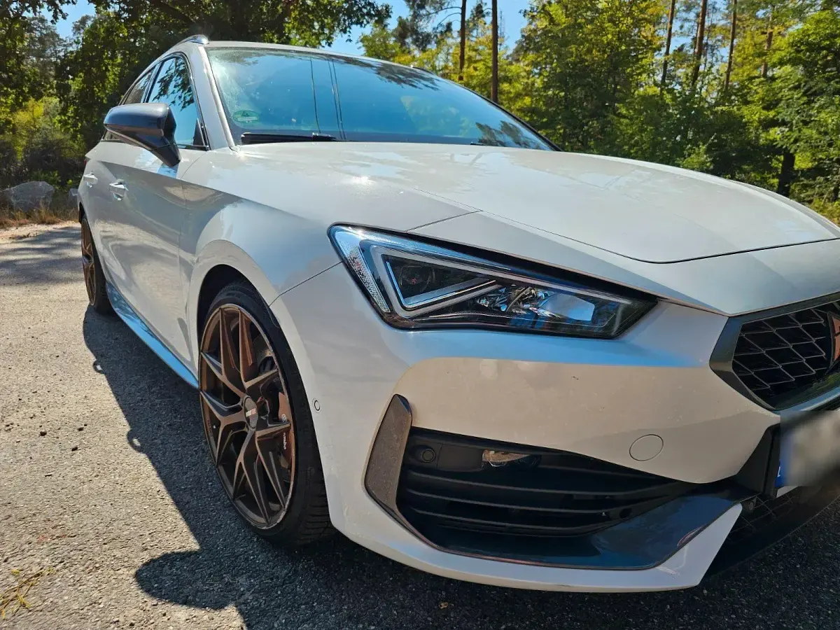 Gebraucht Cupra Leon VZ 310 PS (228 kW) 2022 Weiß Kombi