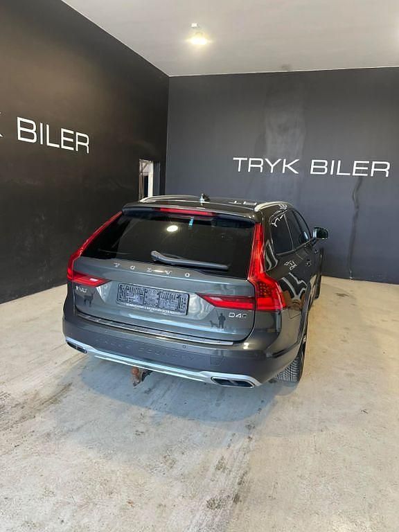 Gebraucht Volvo V90 CC Pro 190 PS (139 kW) 2019 Grau Kombi