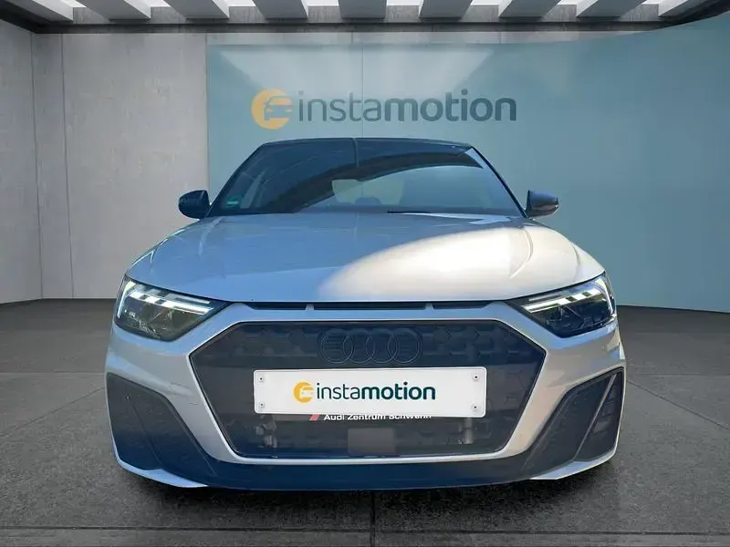 Gebraucht Audi A1 150 PS (110 kW) 2025 Silber SUV