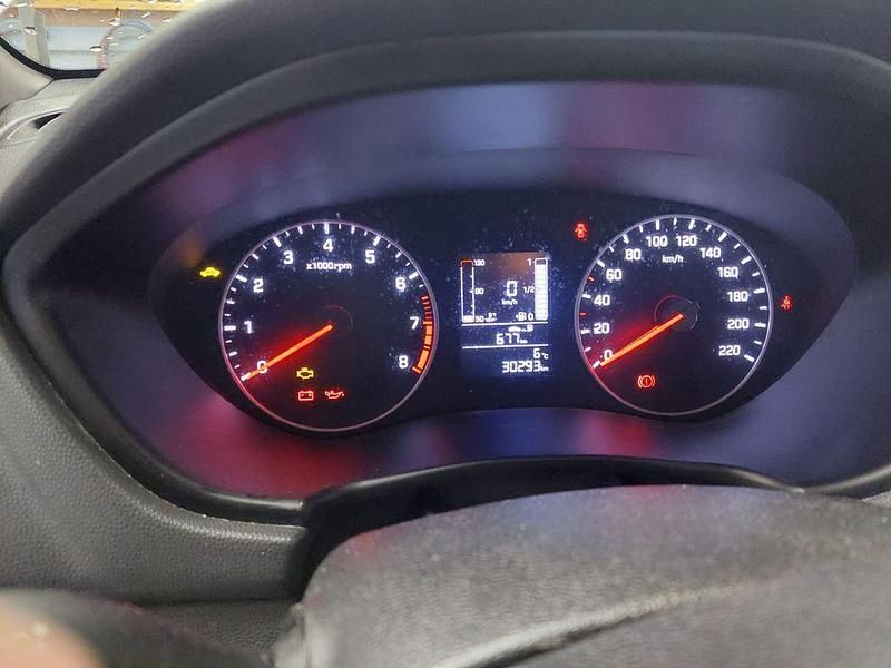 Gebraucht Hyundai i20 Select 84 PS (61 kW) 2020 Weiß Kleinwagen