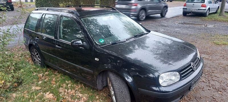 Schwarz Gebraucht 2000 VW Golf IV Basis Kombi | 550 € (Superpreis) - Bild 1/4