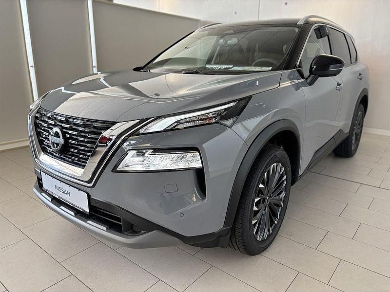 Grau Neu 2025 Nissan X-Trail N-Connecta SUV | 38.990 € - Bild 1/4