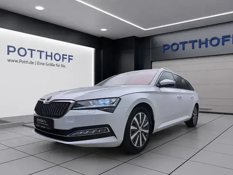 Gebraucht Skoda Superb Premium Edition 200 PS (147 kW) 2023 Kombi