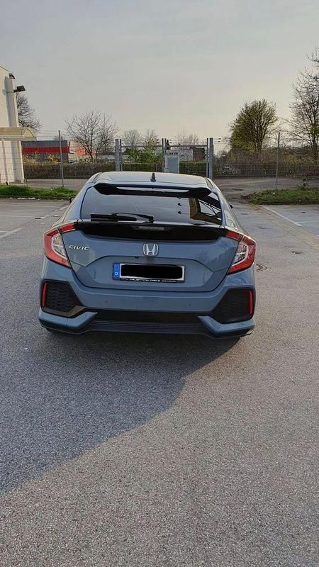 Gebraucht Honda Civic Elegance 129 PS (94 kW) 2017 Blau Limousine